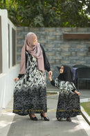 Little Tasmin Abaya Monochrome