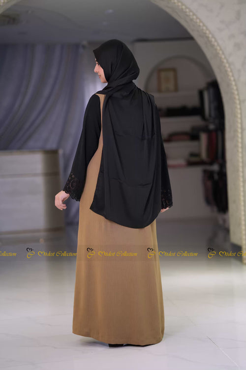 Laser Sleeve Abaya