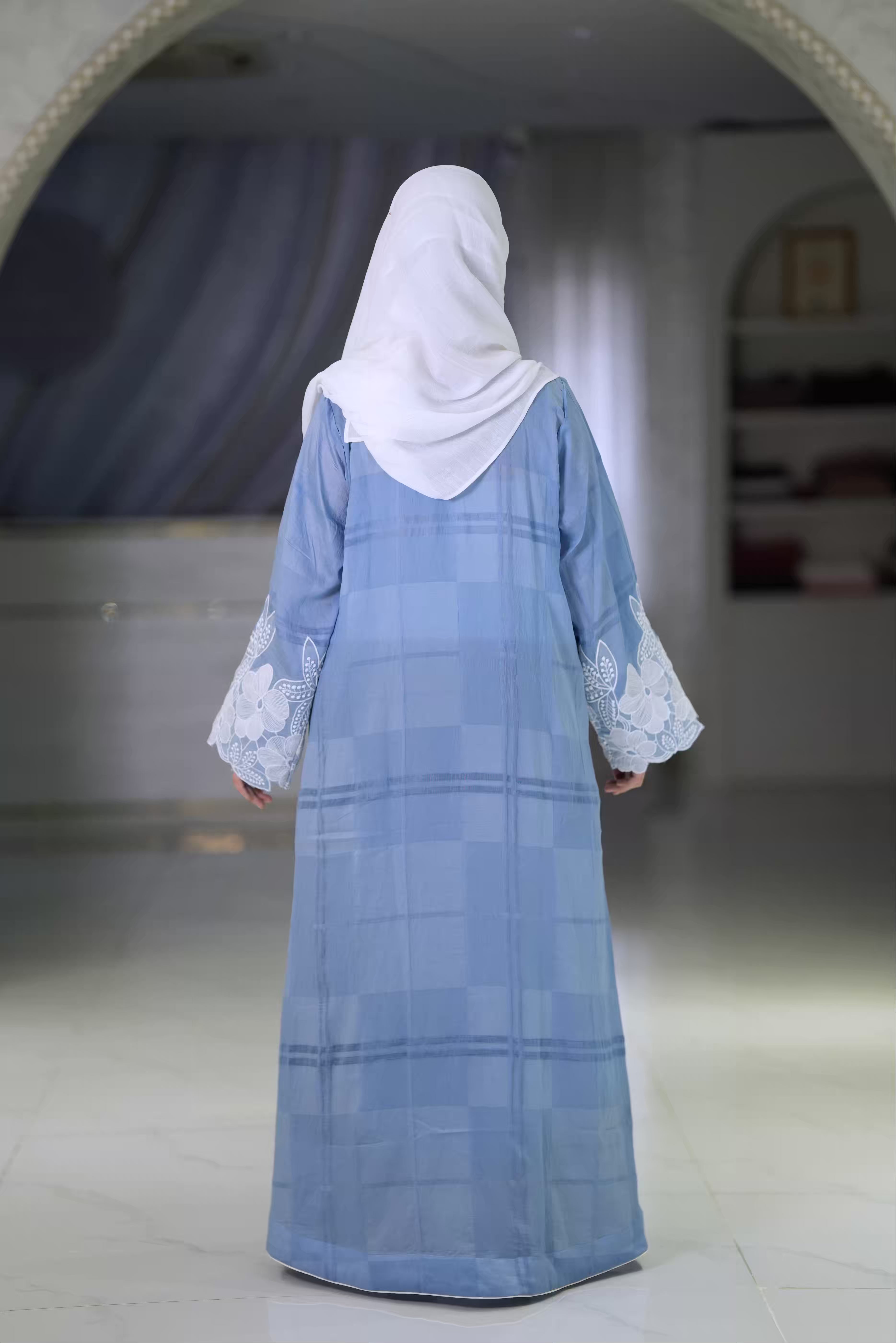 Abaya Tehran