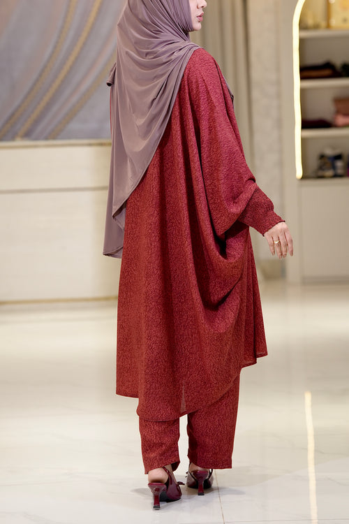 Woman wearing comfortable Tanaka-co-ord-set-for-everyday-look