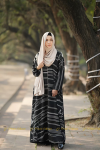 Dual Shade Abaya Monochrome