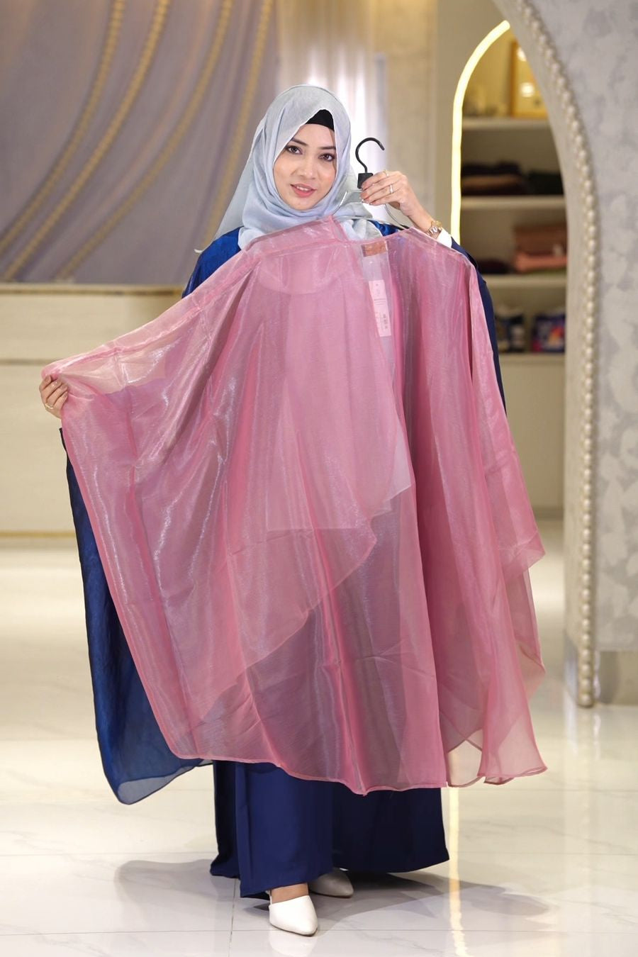 Batwing Shrug Pink