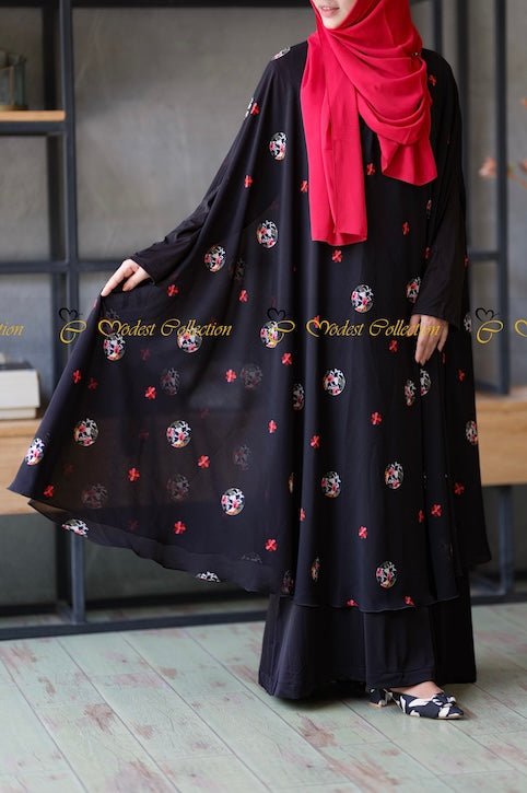 Eva Cape Magical Black