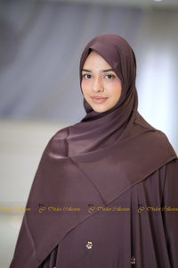 Exclusive Hijab Wine