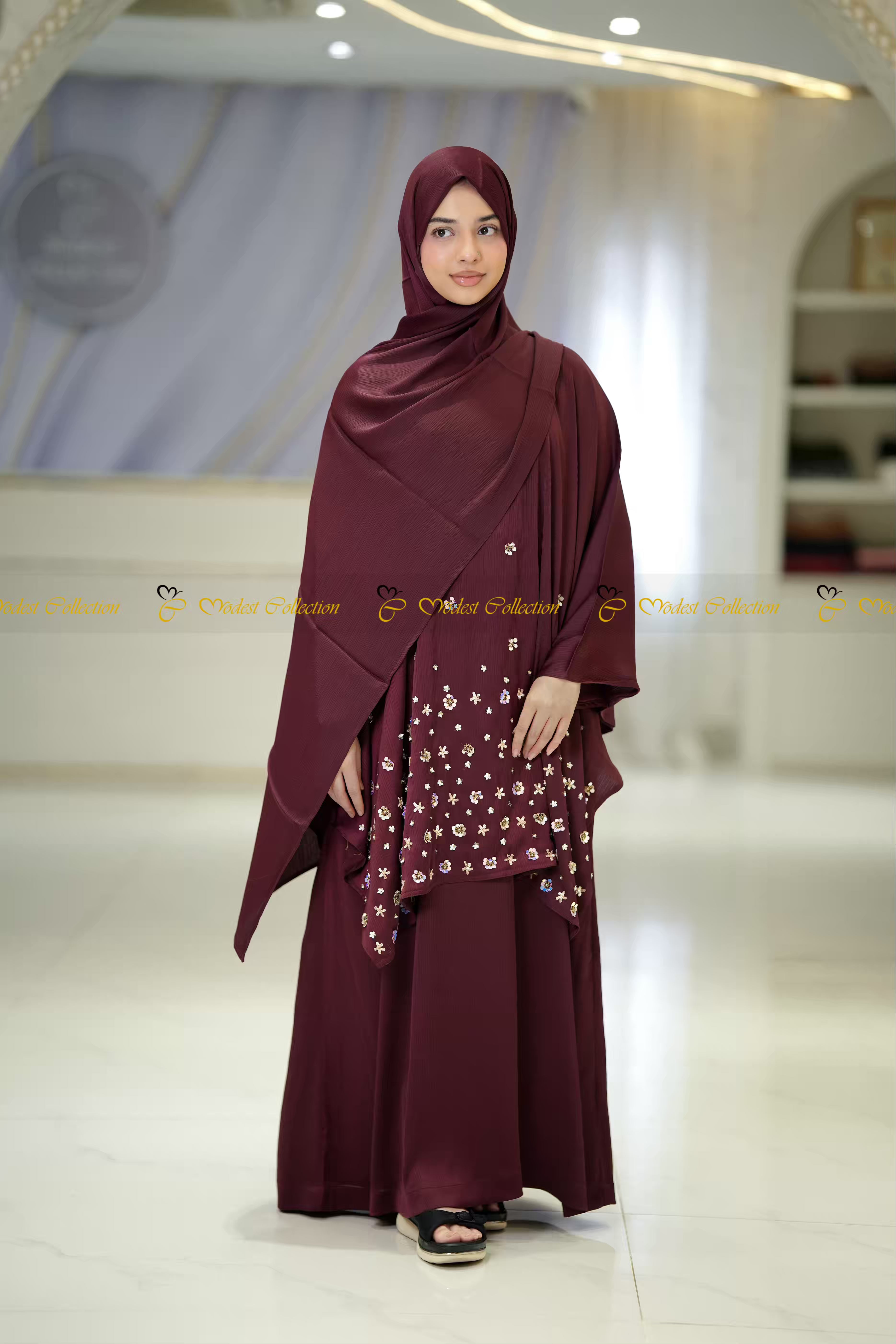 Floret Cape Maroon