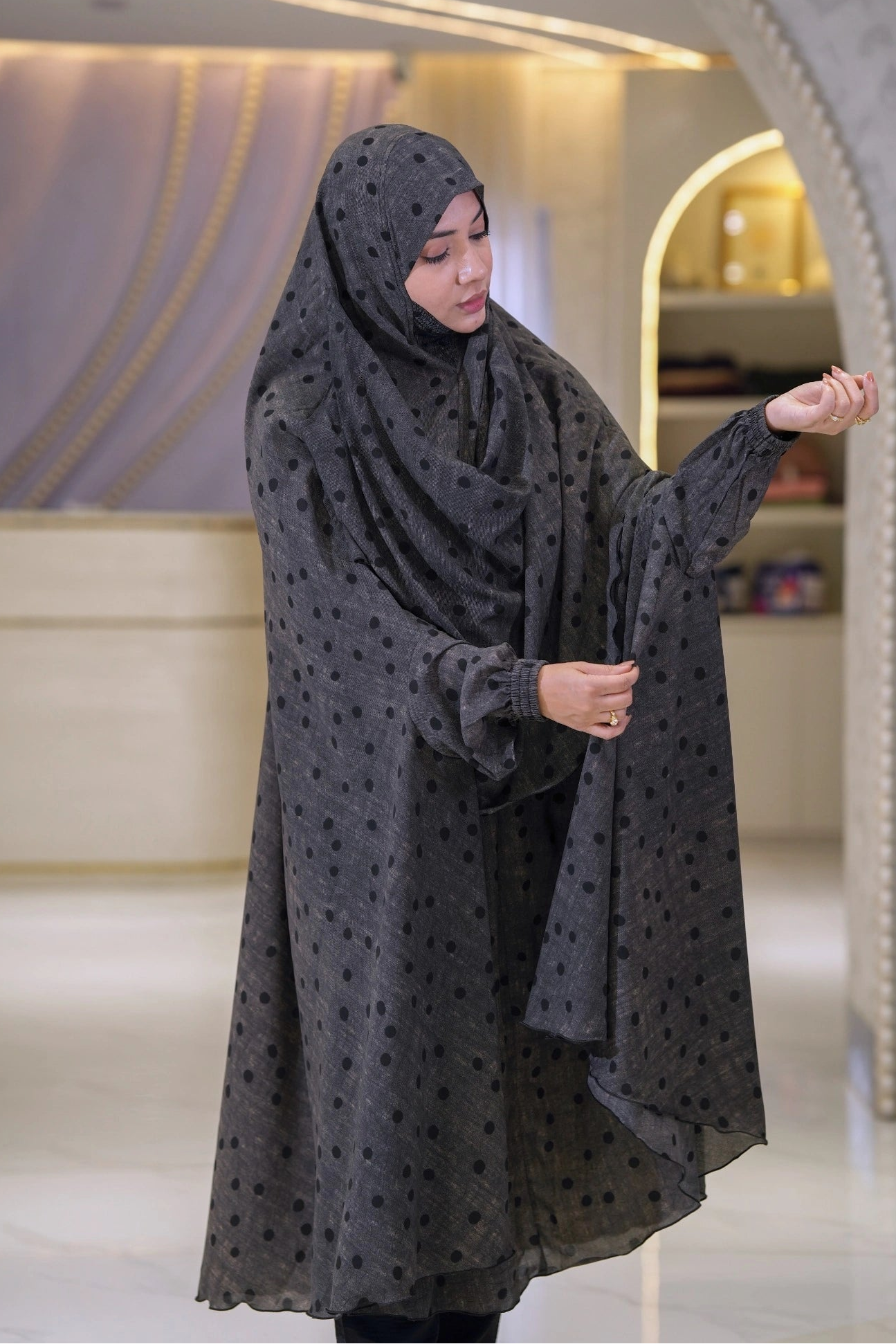 Georgette Khimar Eclipse