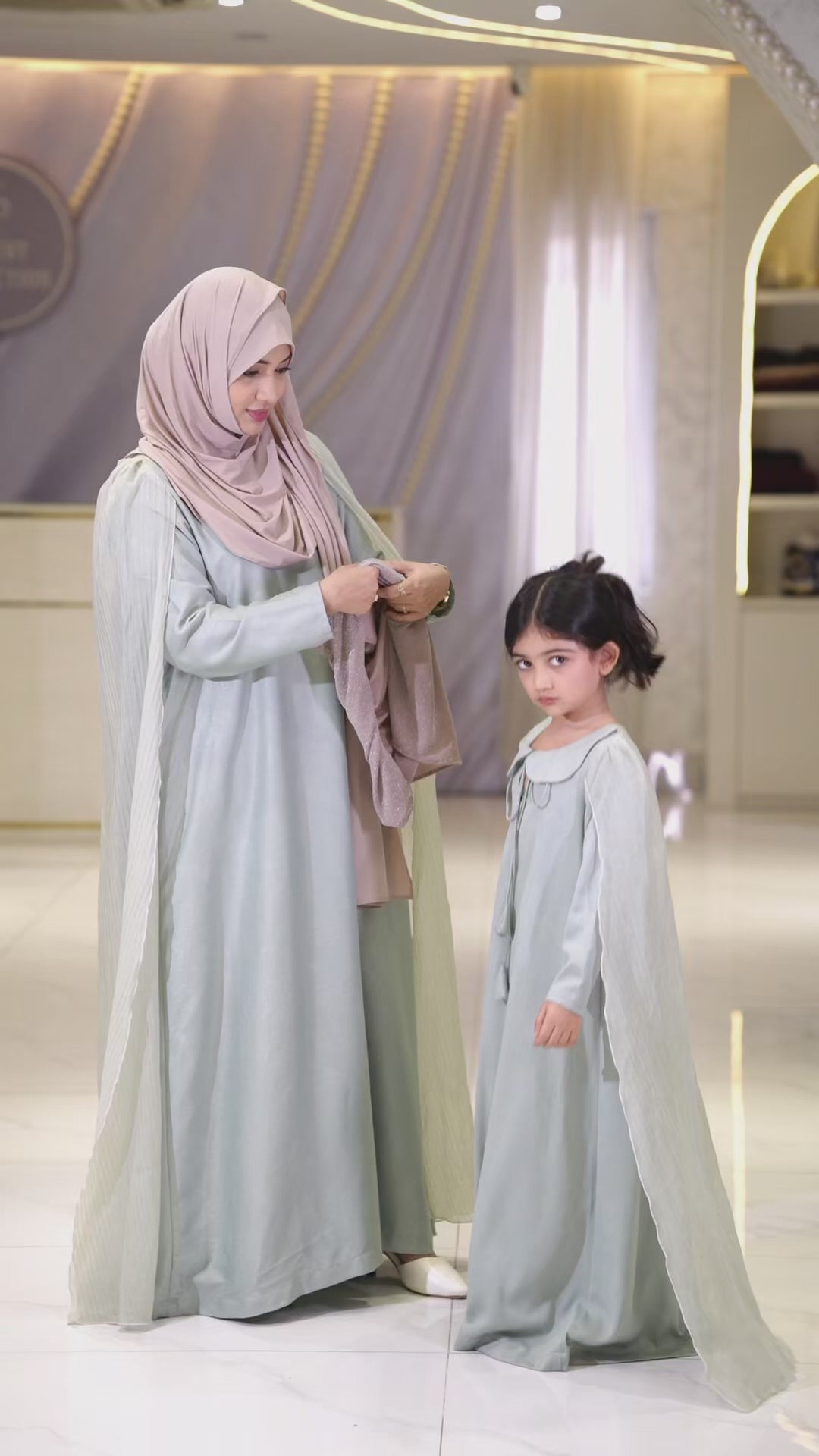 Glisten Ready Hijab Beige gold