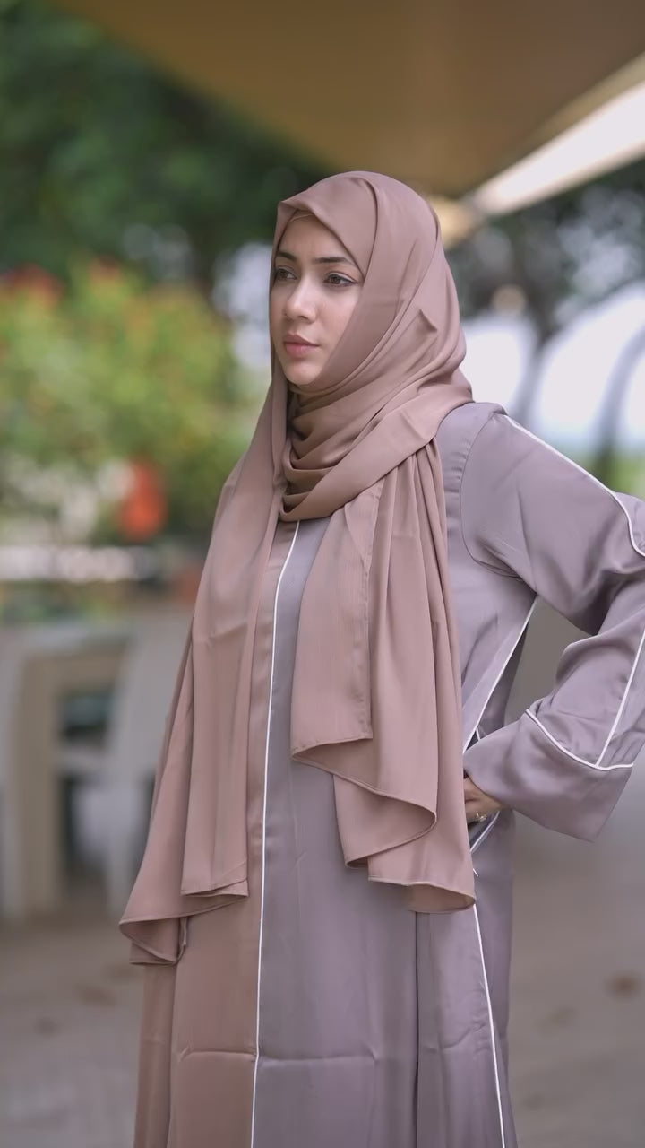 Lumina Abaya