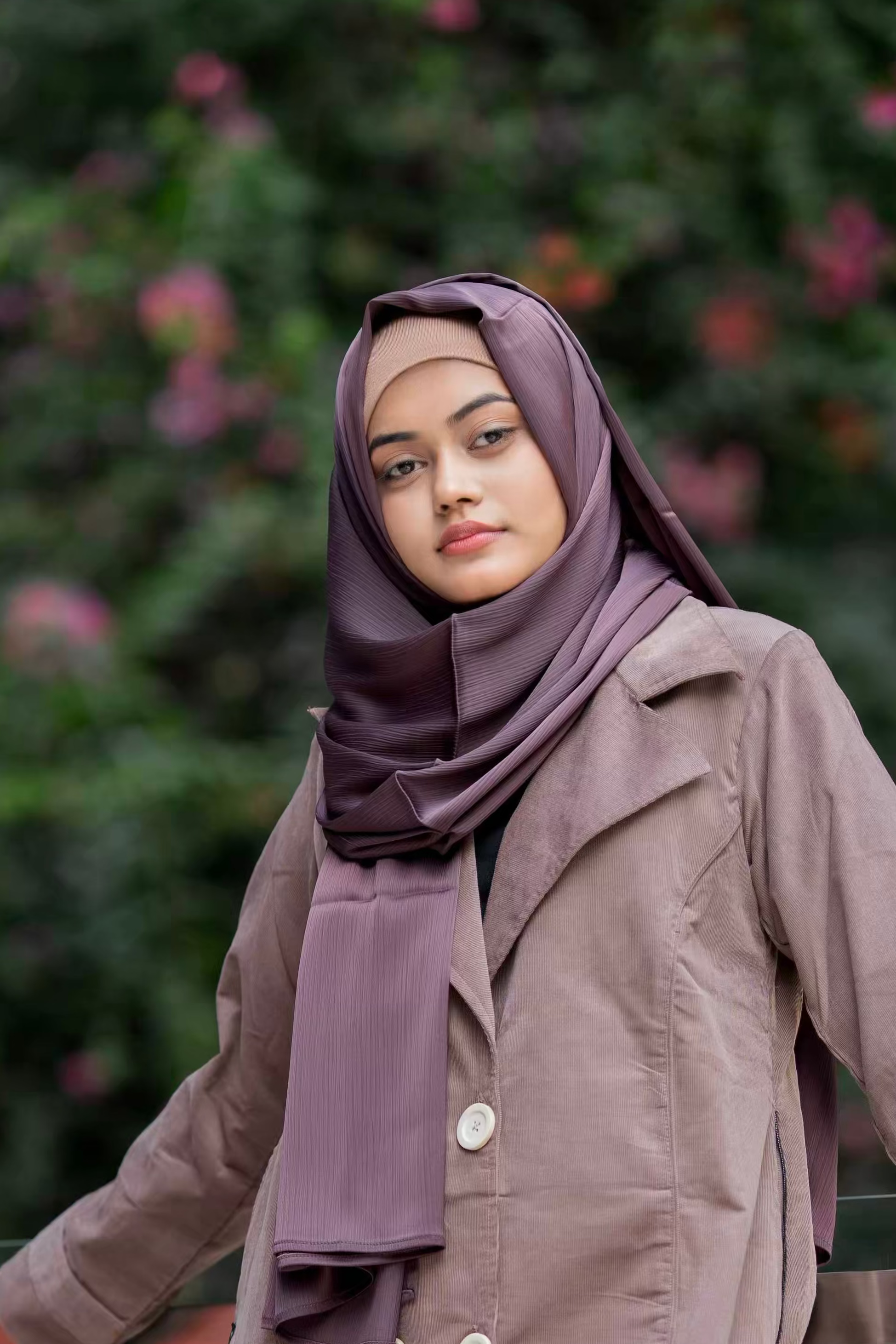 Exclusive Hijab Wine